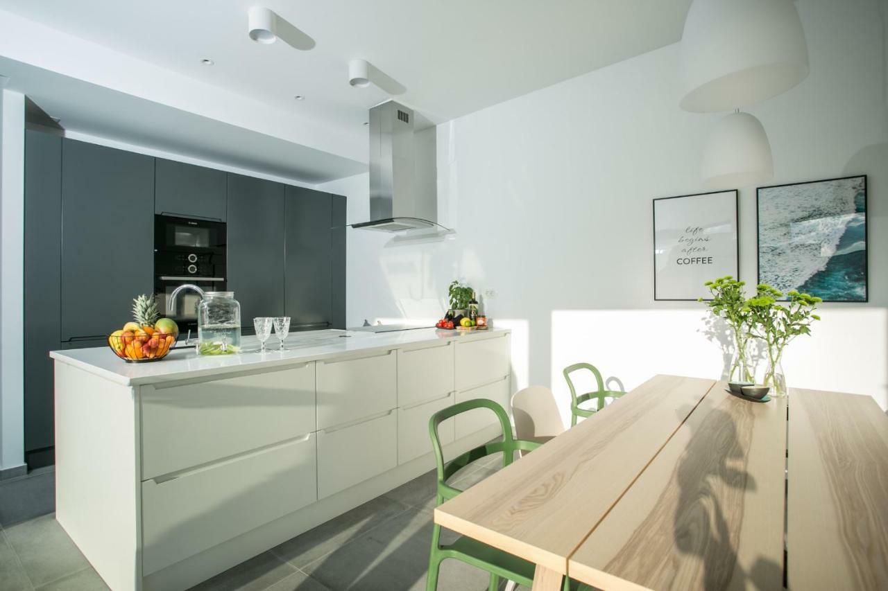 Holiday Home Olive Exclusive - 8 People, Heated Pool, Okrug Gornji, Sea View Τρογκίρ Εξωτερικό φωτογραφία