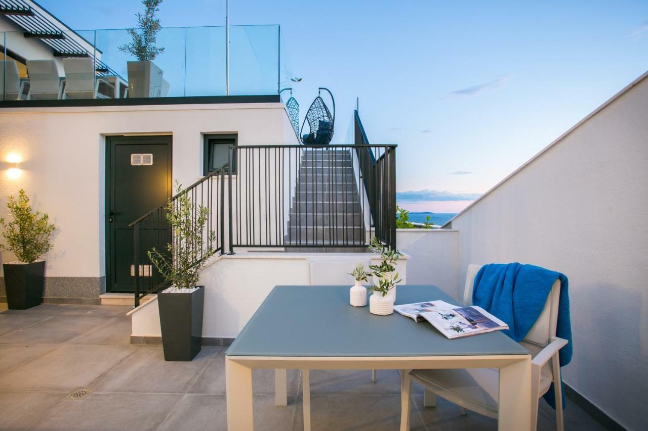 Holiday Home Olive Exclusive - 8 People, Heated Pool, Okrug Gornji, Sea View Τρογκίρ Εξωτερικό φωτογραφία