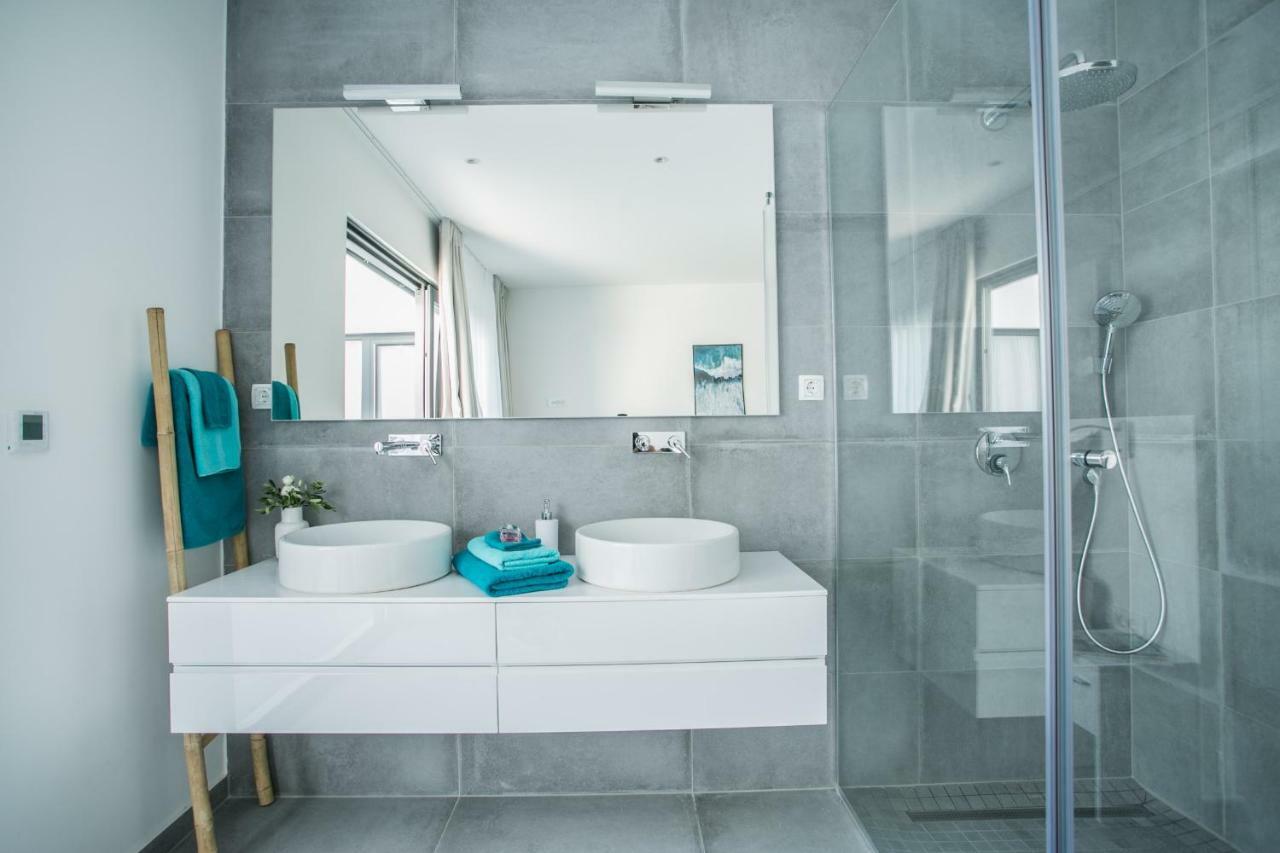 Holiday Home Olive Exclusive - 8 People, Heated Pool, Okrug Gornji, Sea View Τρογκίρ Εξωτερικό φωτογραφία